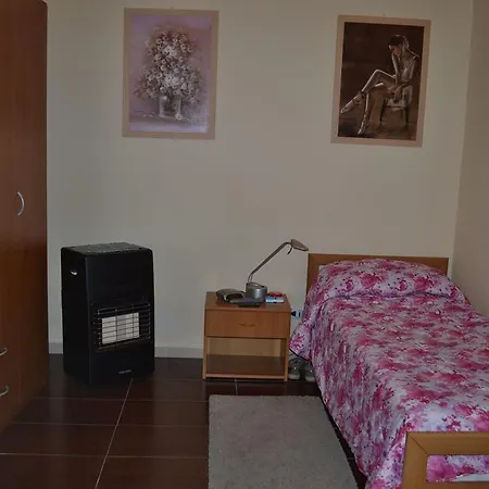 The Bamboo House Villa Santa Venerina Exterior photo